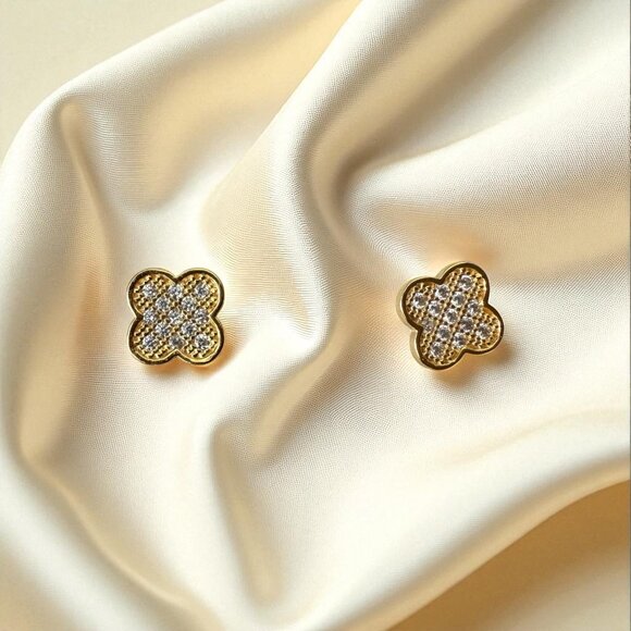 Rachel Zoe Gold Plated Sterling Silver Clover  Set Necklace & Earrings NWT - Picture 10 of 10